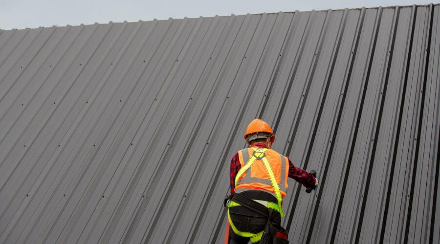 Professional residential roofers in Cleves, OH
